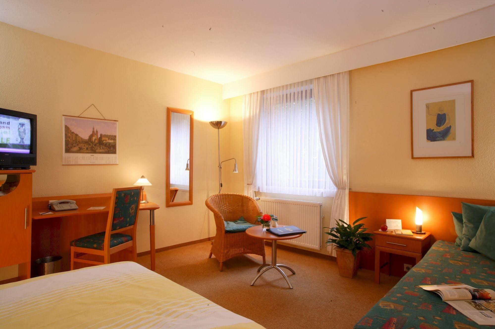 Hotel Paulsen Zeven Exterior photo